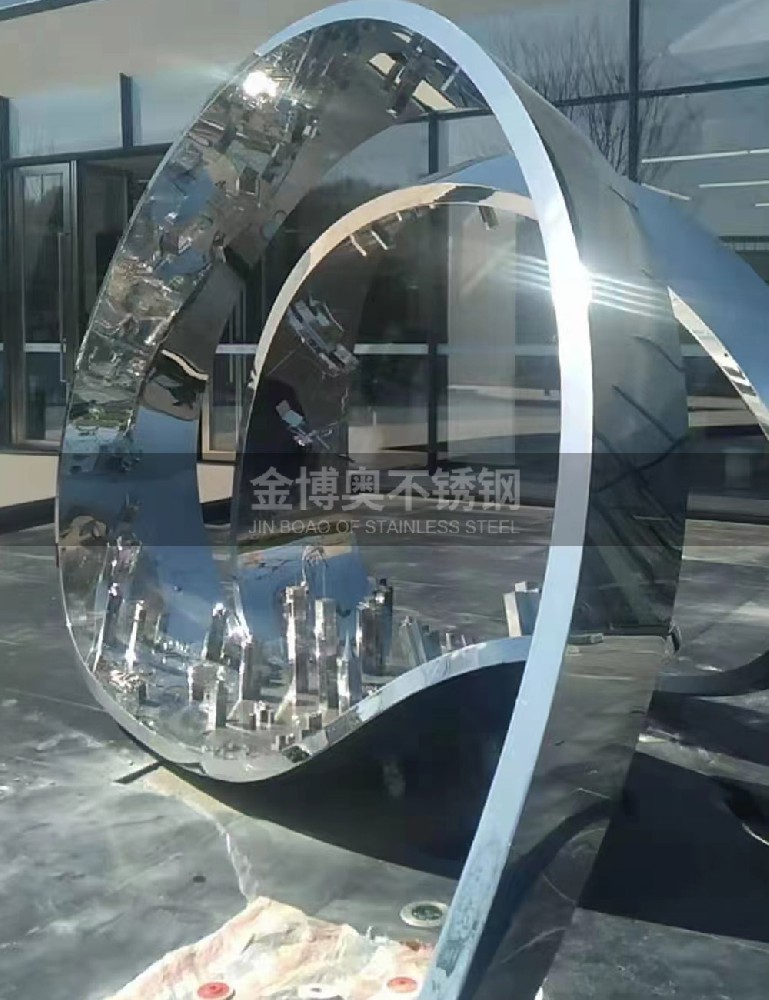 不锈钢雕塑加工价格